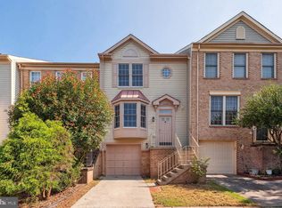 21920 Greentree Ter, Sterling, VA 20164