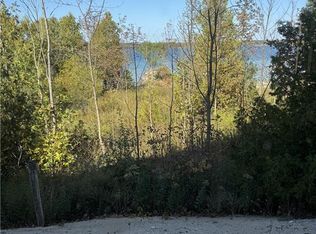 147 Wilson Dr, Georgian Bluffs, ON N0H2T0