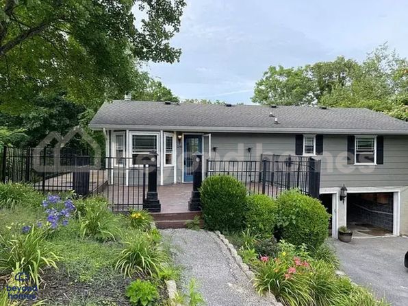 3230 Social Cir