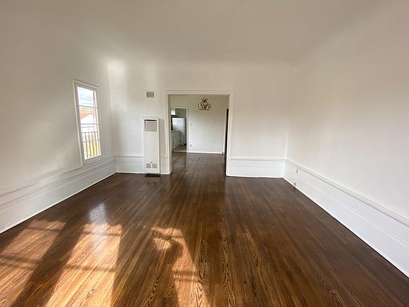 3rd image of 1500-1 S Sherbourne Dr