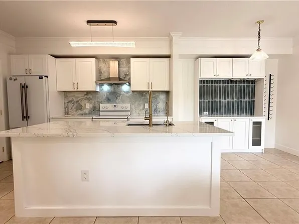 11500 Villa Grand, Fort Myers, FL