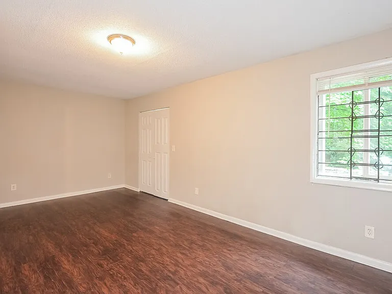 3419 Cobbs Ferry Dr — Photo 13