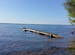 542 Bunker Hill Rd, Mayfield, NY 12117