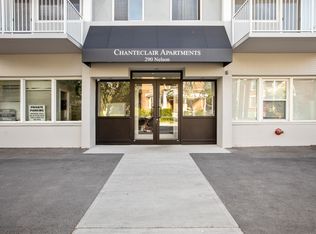 Chanteclair Apartments, Ottawa, ON K1N 7S3