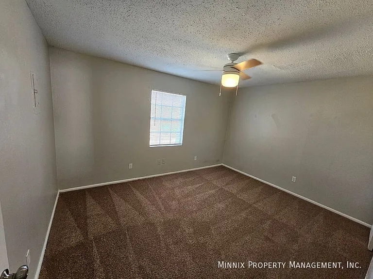 1704 Yonkers St #B — Photo 11