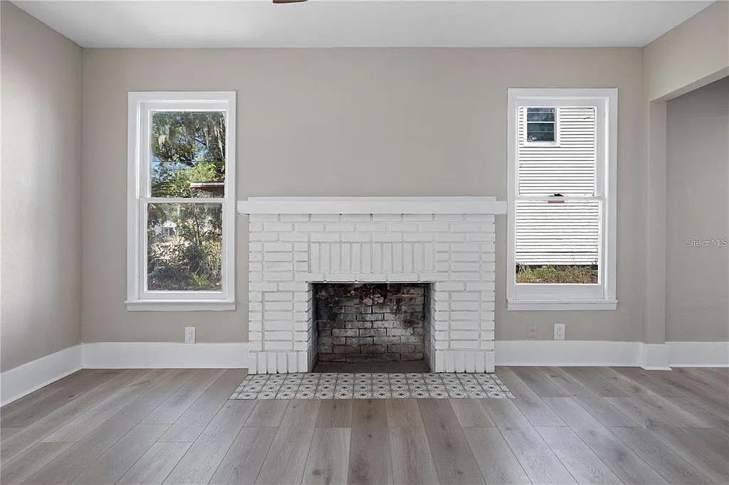 4 bed, 2.0 bath, 1482 sqft, $1,995 — Photo 4