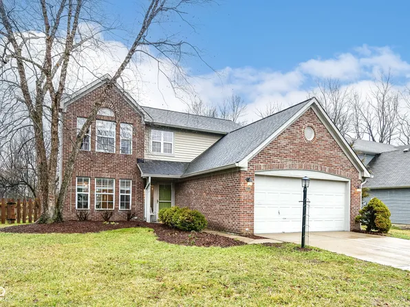 6273 Valleyview Dr, Fishers, IN 46038