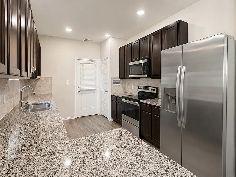 9319 Trap Rock Dr — Photo 8