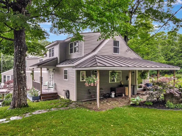 1542 N Mountain Valley Highway, Montville, ME 04941