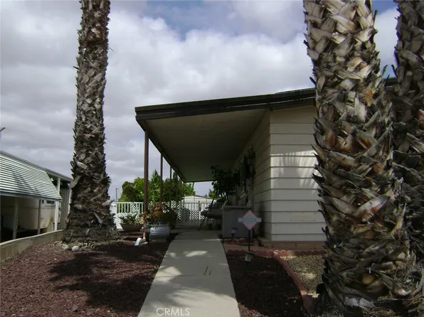 30710 Palmetto Palm Ave, Homeland, CA 92548