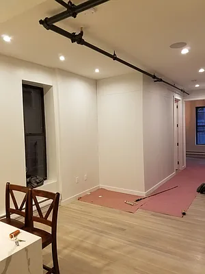 Rented by Space Link Realty | media 25