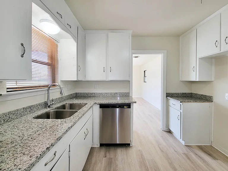 133 S Yaupon St — Photo 23