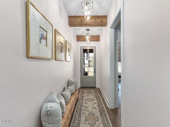 5th image of 113 Water Ridge Pl