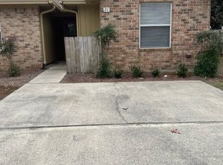21 Baywood Ct NW, Fort Walton Beach, FL 32548
