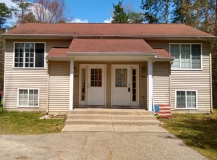 18960-62 W Almy Rd, Howard City, MI 49329