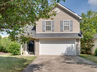 1938 Edinburgh Ln, Murfreesboro, TN 37130