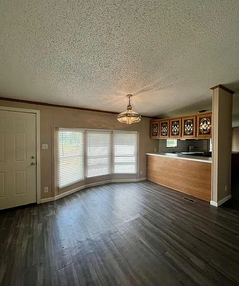 150 Oak Forest Dr — Photo 4