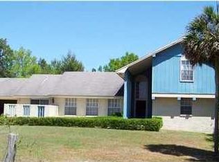 1776 Tranquil Ct, Chipley, FL 32428
