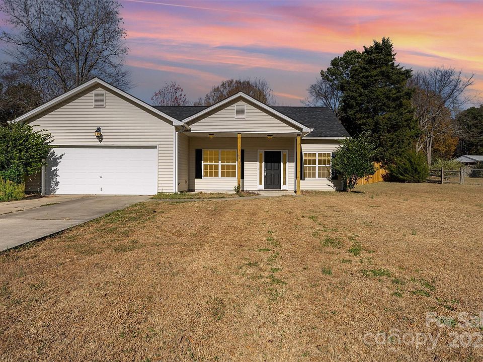 1st image of 8517 Williamsburg Cir
