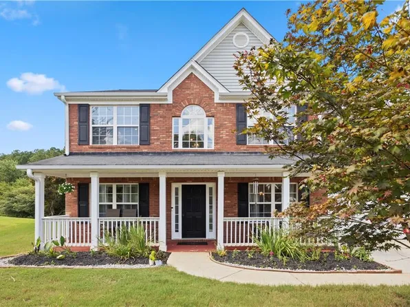 4041 Oak Crossing Dr, Suwanee, GA 30024