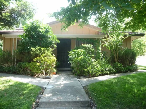 5122 Rhode Island Dr APT 4, Sacramento, CA 95841