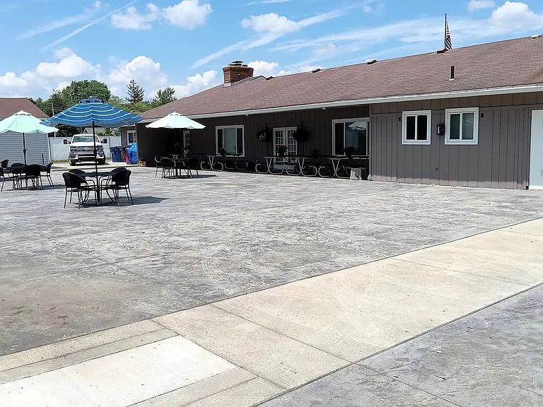 Reynolds Senior Village — Photo 7
