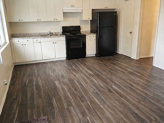 2nd image of 2091 W Linden St