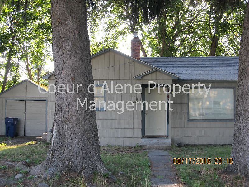 2nd image of 931 N 12th St
