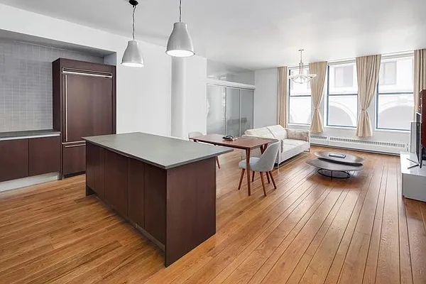 Rented by Level Group | media 10