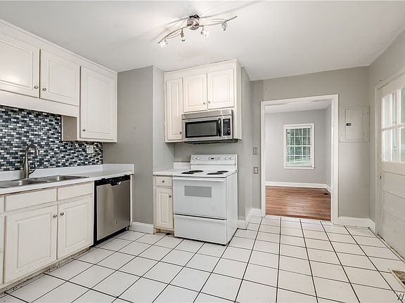 5th image of 22 Lakeview