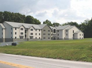 567 Springville Rd #101, New Holland, PA 17557