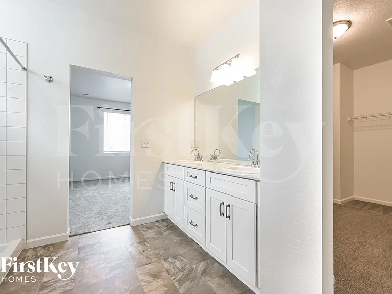 14693 Normande Dr — Photo 9