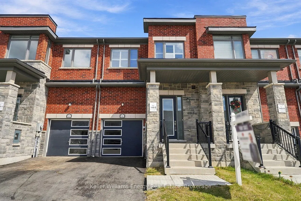 3 bed, $2,800 — Photo 1
