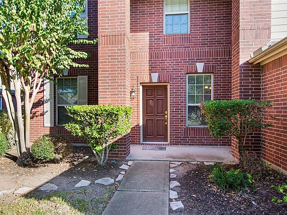 2nd image of 5310 Meadow Canyon Dr
