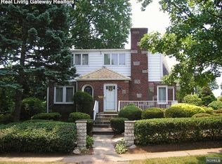 202 Bell Ave, Hasbrouck Heights, NJ 07604