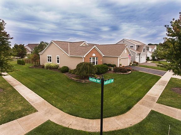 2nd image of 4294 Daylily Dr