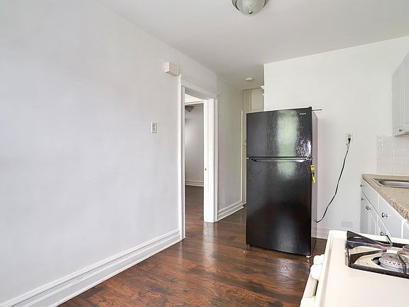 5th image of 117 57th St Floor 2