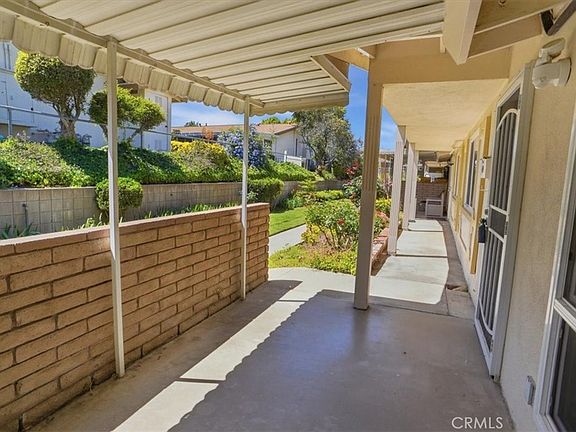 3rd image of 26831 Avenue Of The Oaks Unit A
