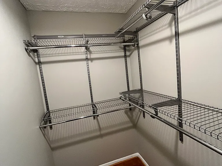 7766 Epsilon Dr — Photo 20