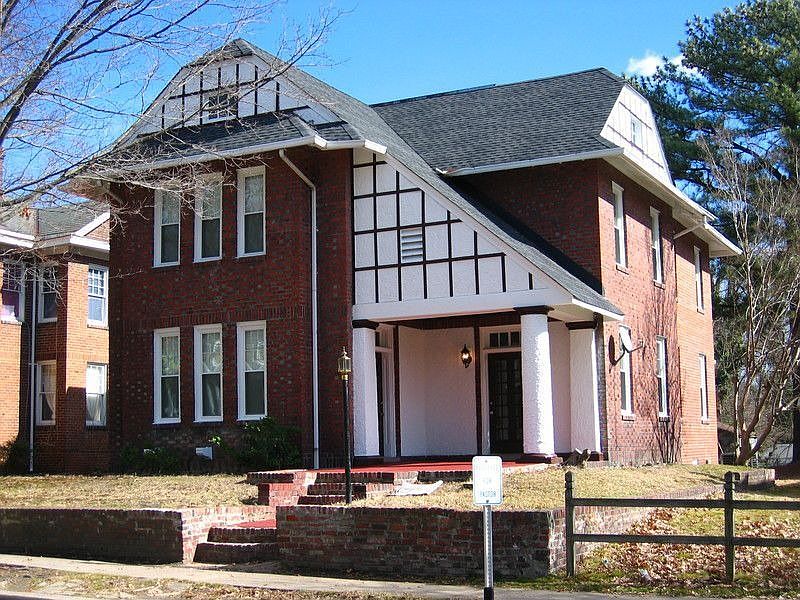 1st image of 2903 4th Ave