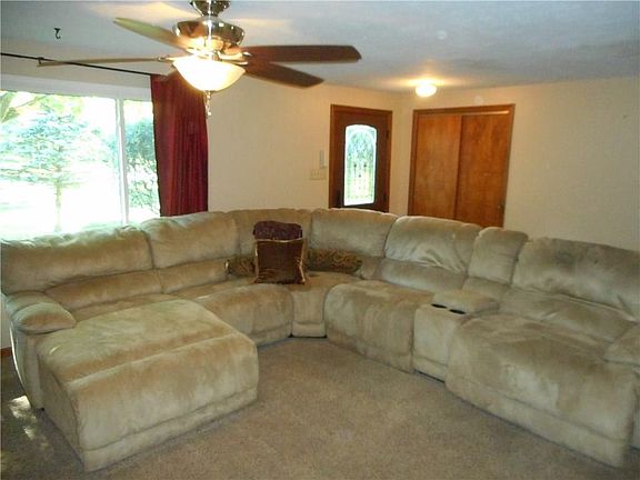 2nd image of 206 Tillie Ln