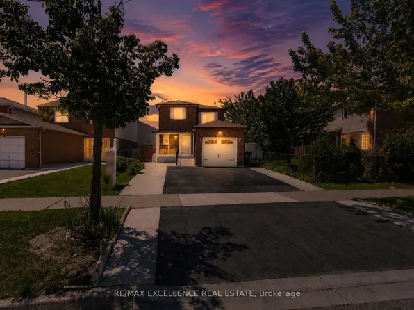 6 Stalbridge Ave, Brampton, ON L6Y 4H1