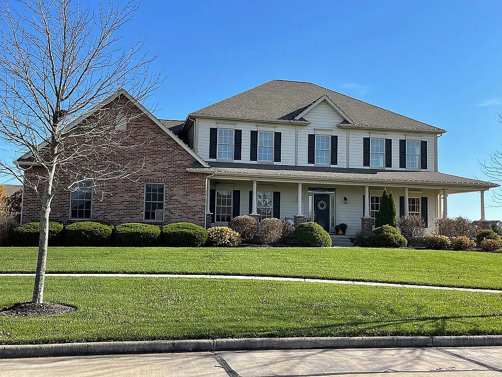 3742 Wakefield Dr photo 1