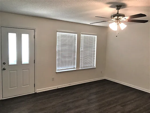 5424 Brickleberry Way — Photo 5