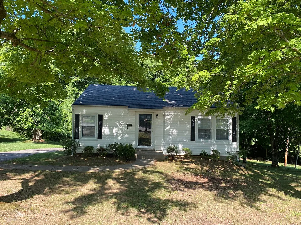 204 Rudolph Dr