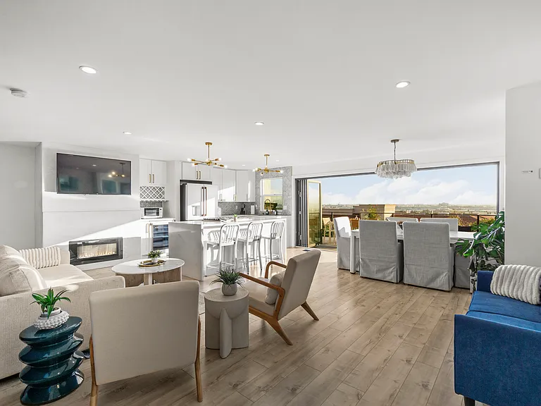 2125 W California St — Photo 10