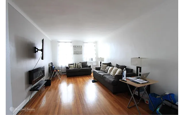 Rented by Douglas Elliman | media 23