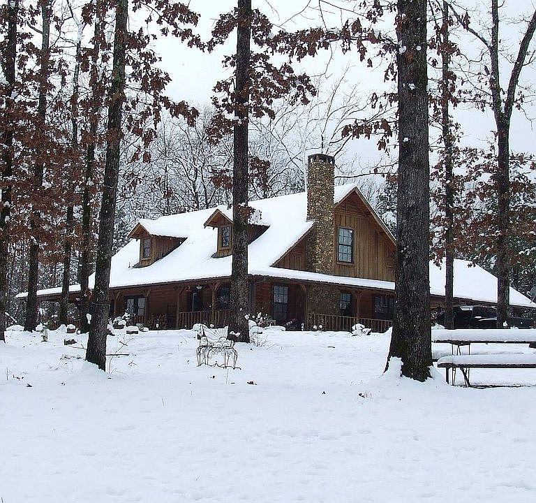 2nd image of 4697 Simmons Rd