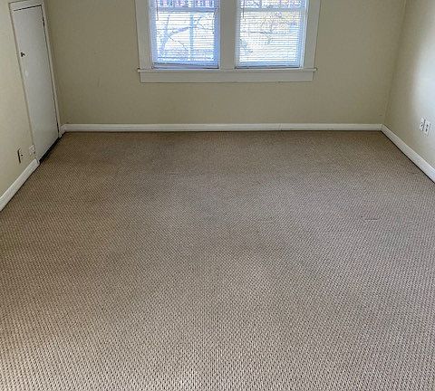 5th image of 2110 15th Ave S
