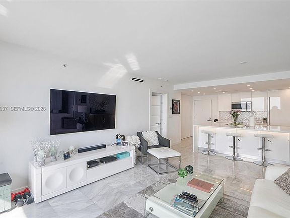 5th image of 90 Alton Rd APT 1806